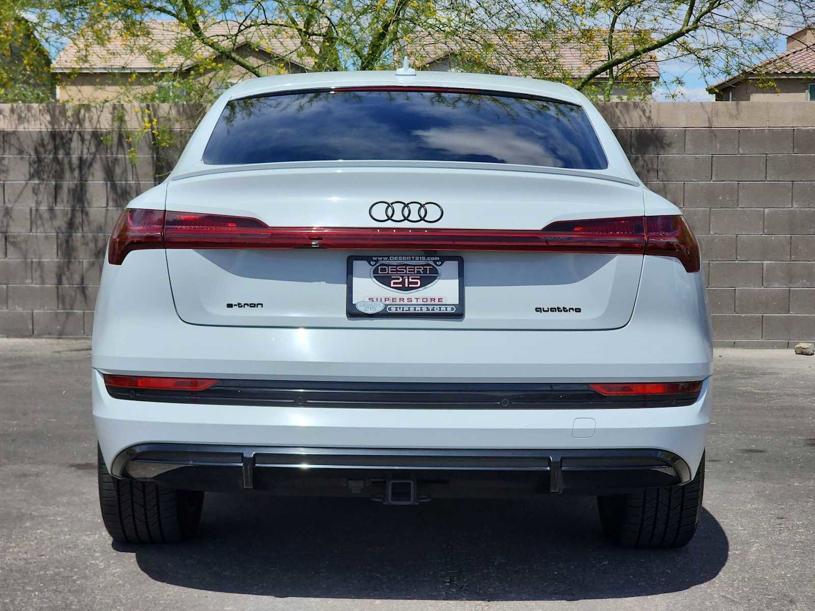 Used 2022 Audi e-tron Premium image 8