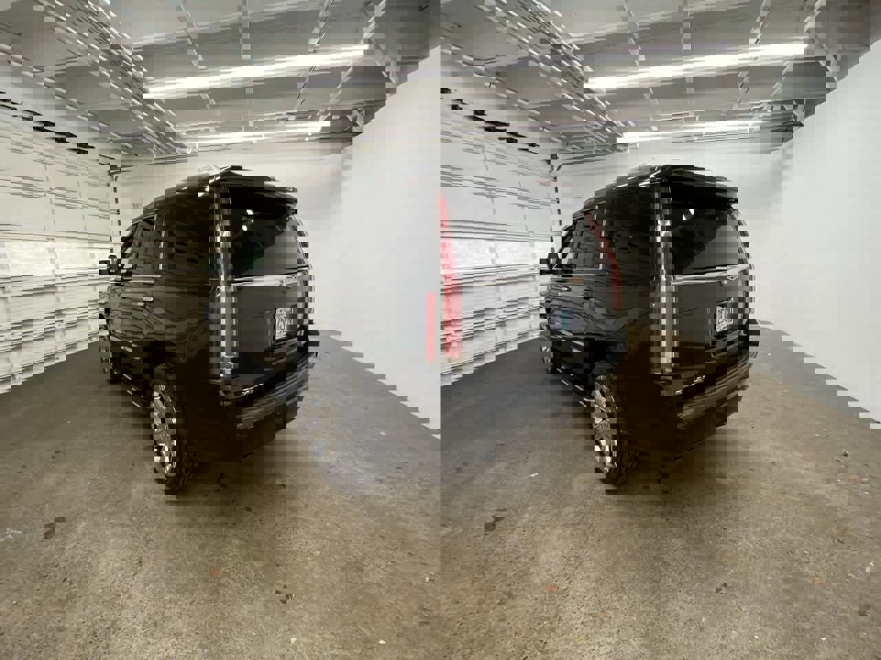 Used 2019 Cadillac Escalade Luxury image 2