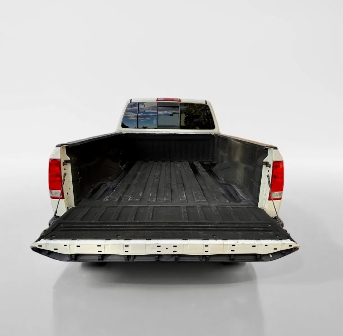 Used 2014 Nissan Titan SV w/ SV Value Truck Package image 26