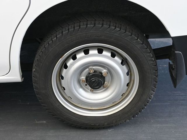 Used 2021 Nissan NV200 S image 12