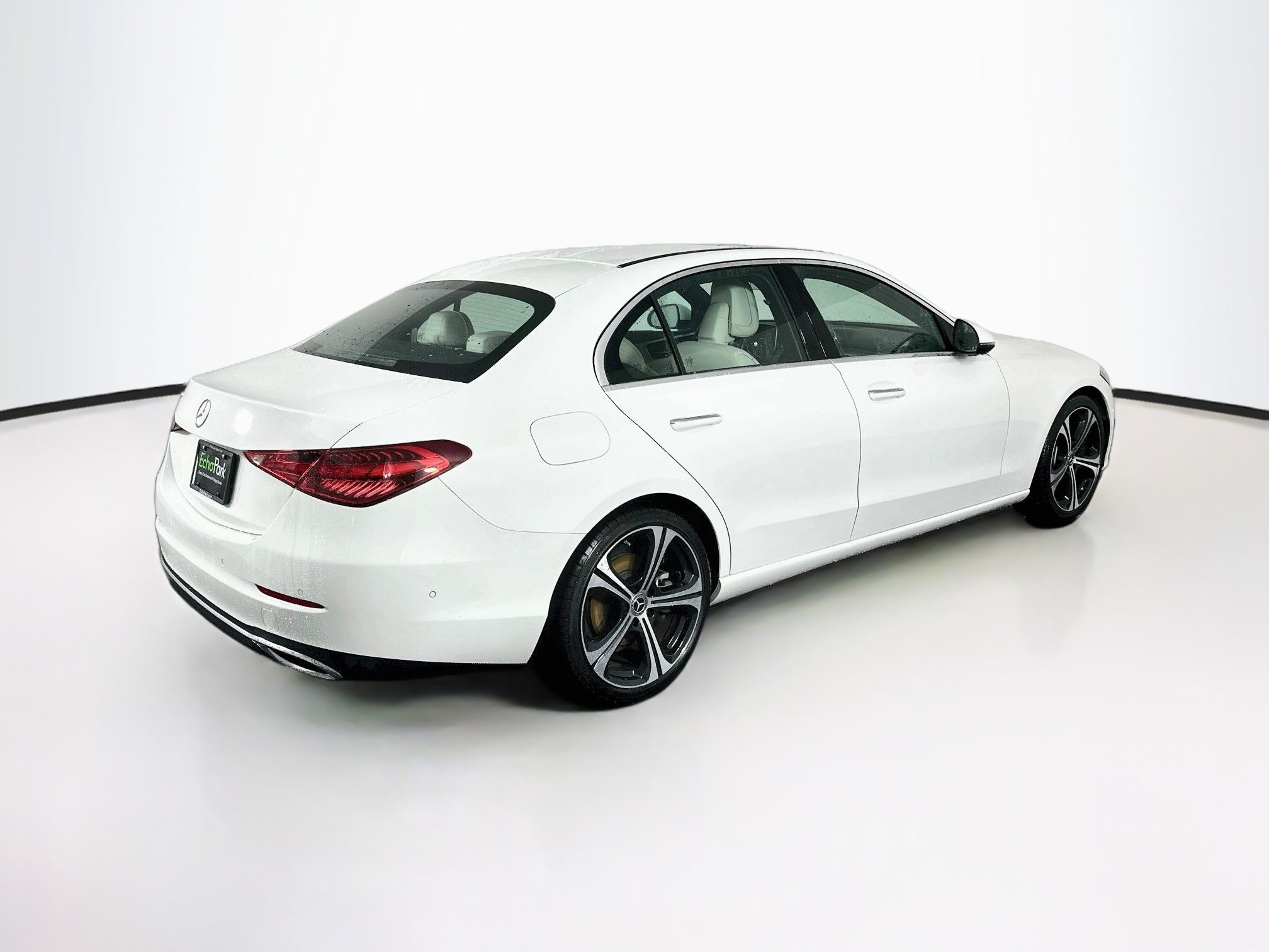 Used 2025 Mercedes-Benz C 300 Sedan image 9