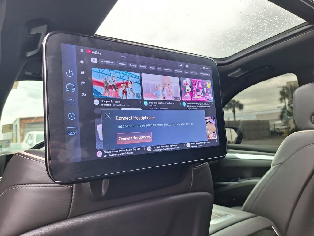 Certified 2025 Cadillac Escalade V image 11