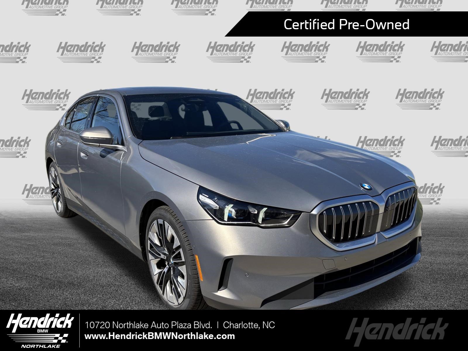 Certified 2025 BMW 530i image 1