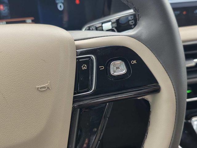 Certified 2023 Lincoln Corsair FWD image 14