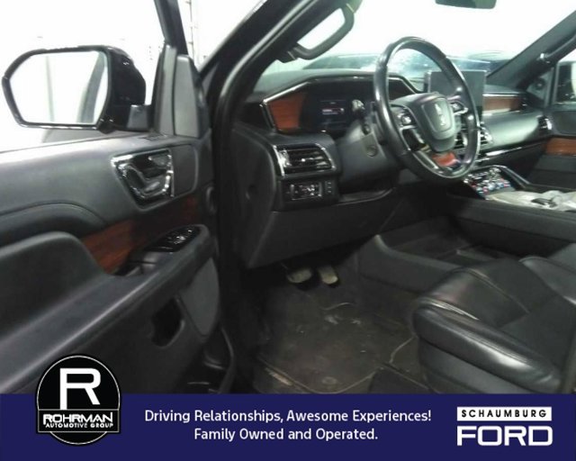 Used 2024 Lincoln Navigator L 4WD image 10