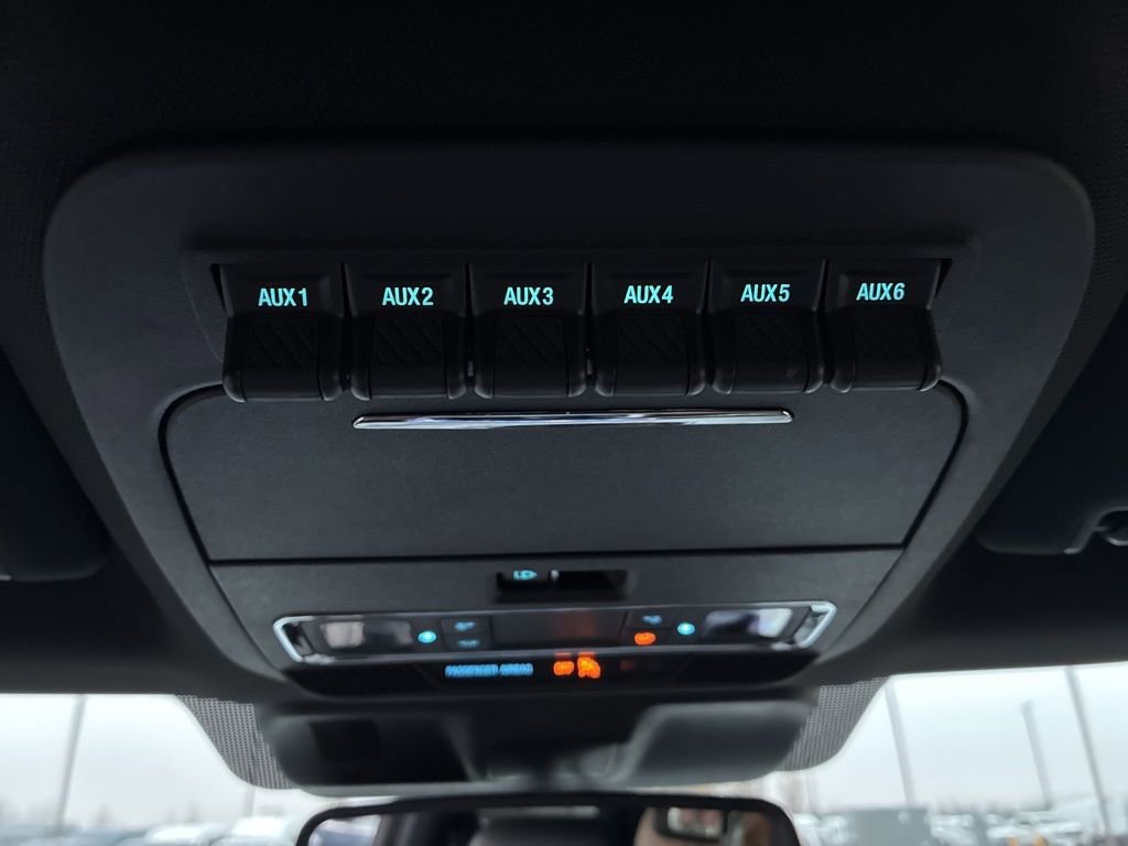 Used 2025 Ford F350 Platinum image 31