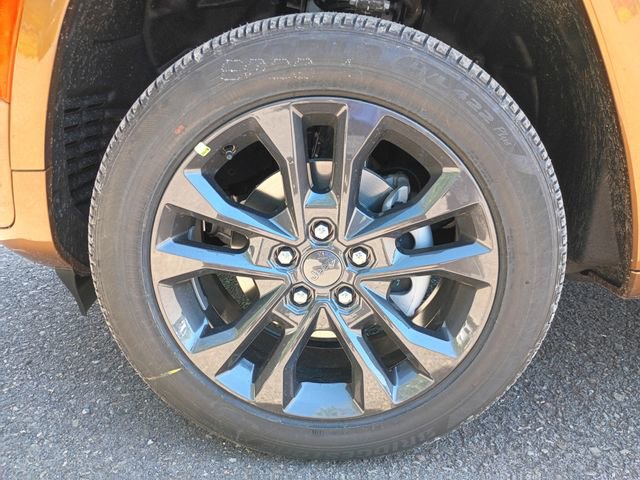 New 2026 Jeep Grand Cherokee Limited AWD/4WD image 23