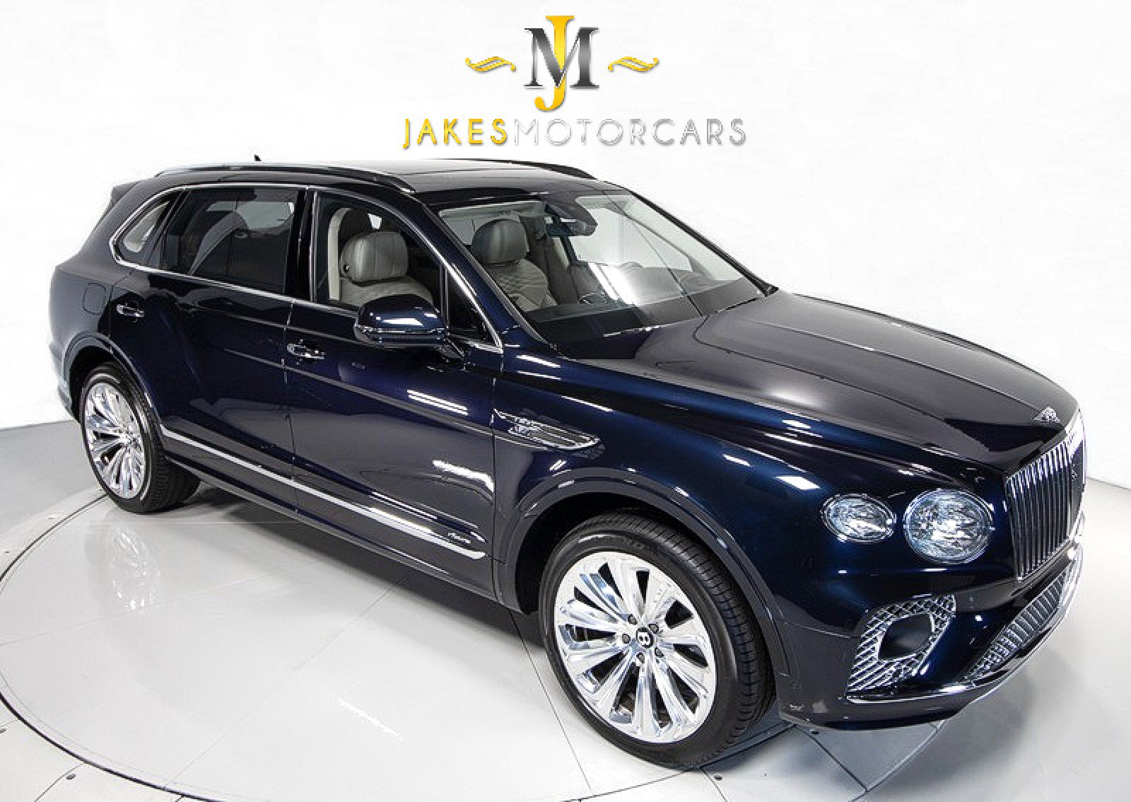 Used 2023 Bentley Bentayga Extended Wheelbase image 14