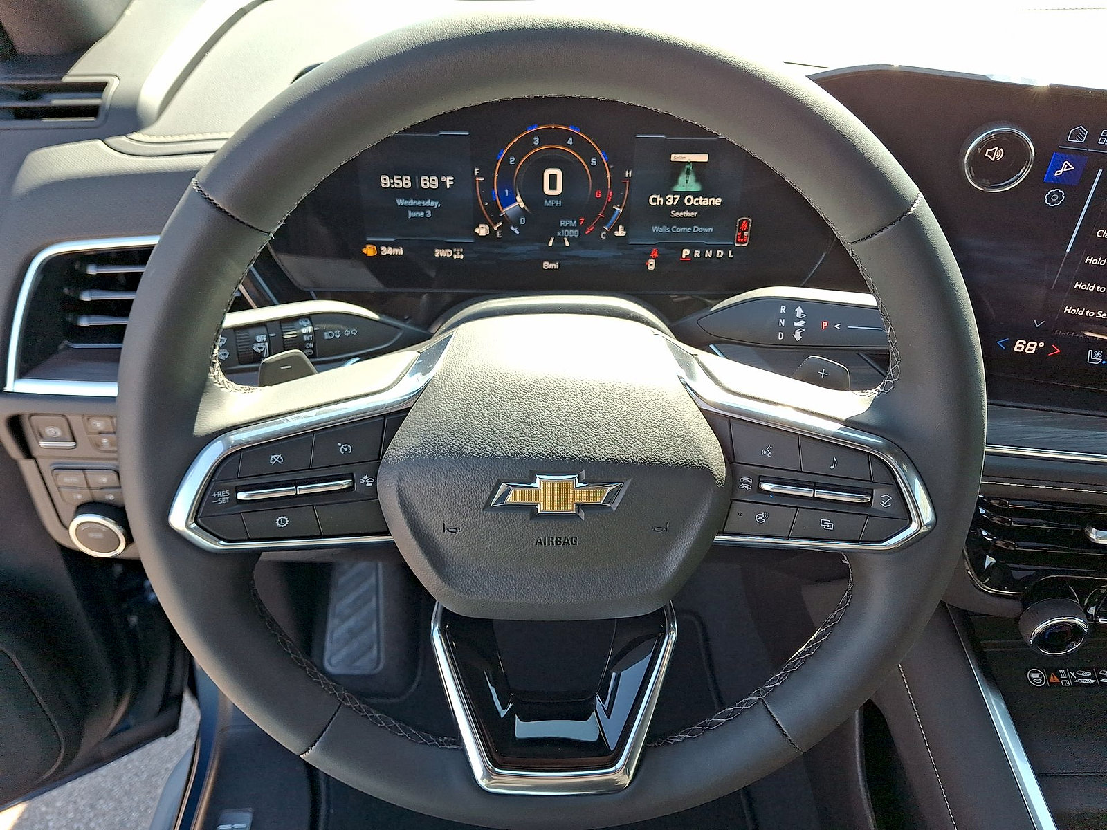 New 2026 Chevrolet Tahoe Premier w/ Sun And Tow Package AWD/4WD image 17