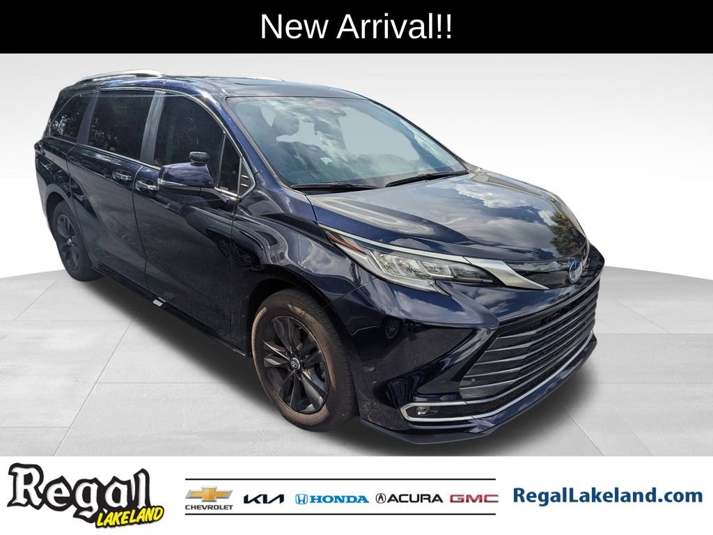 Used 2023 Toyota Sienna Limited