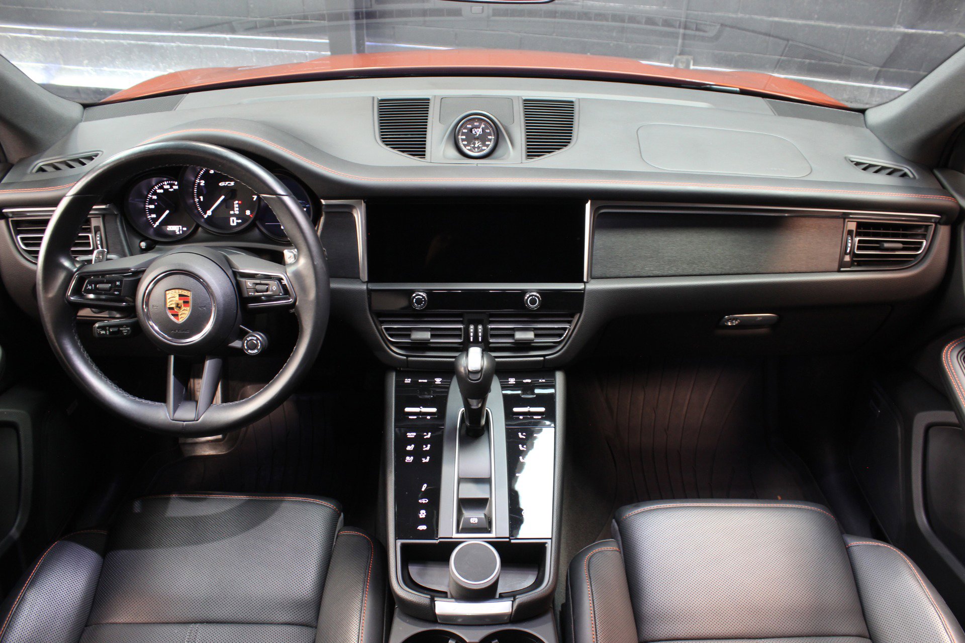 Used 2023 Porsche Macan GTS w/ Premium Package Plus image 31