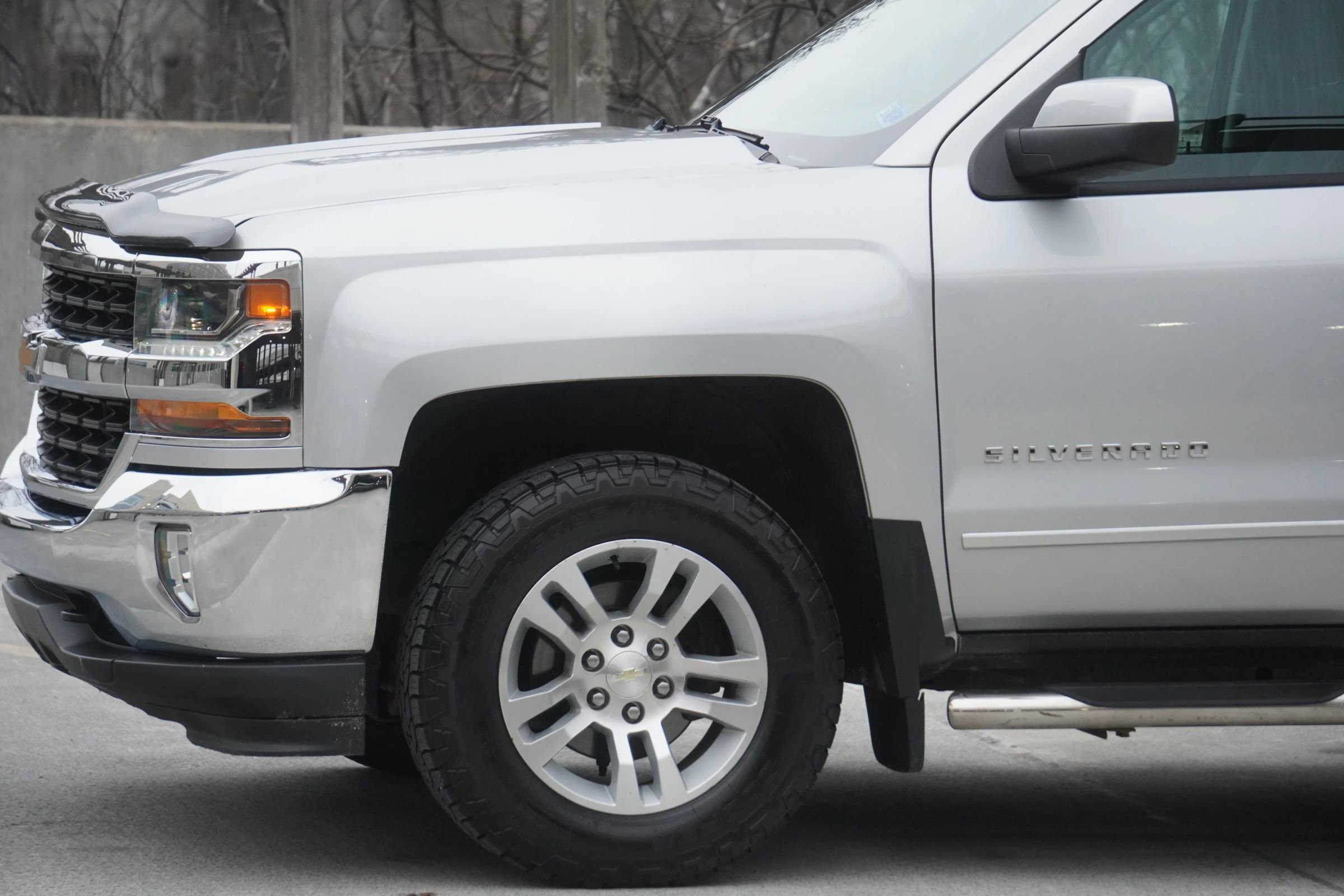 Used 2018 Chevrolet Silverado 1500 LT w/ All Star Edition AWD/4WD image 16
