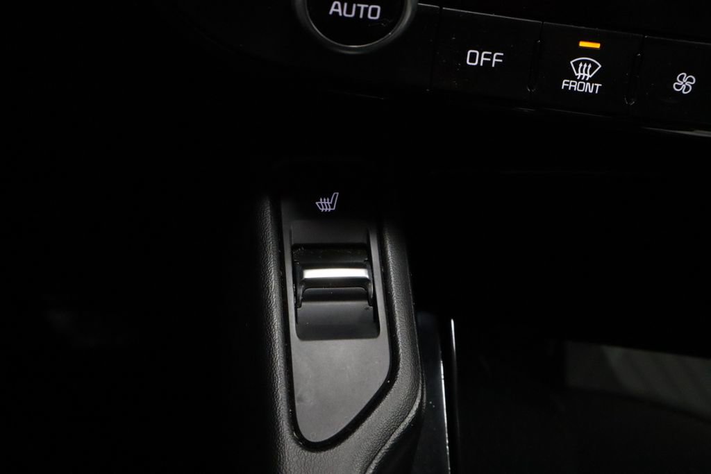 Used 2025 Kia Telluride S image 5