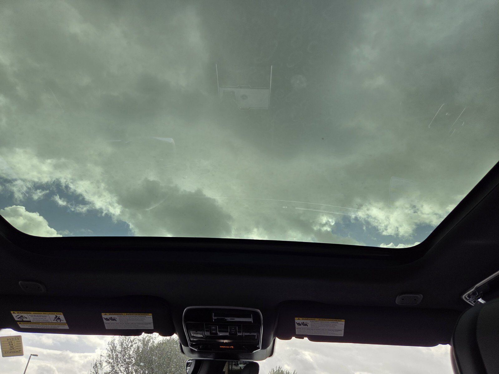 New 2025 Land Rover Range Rover SE image 10