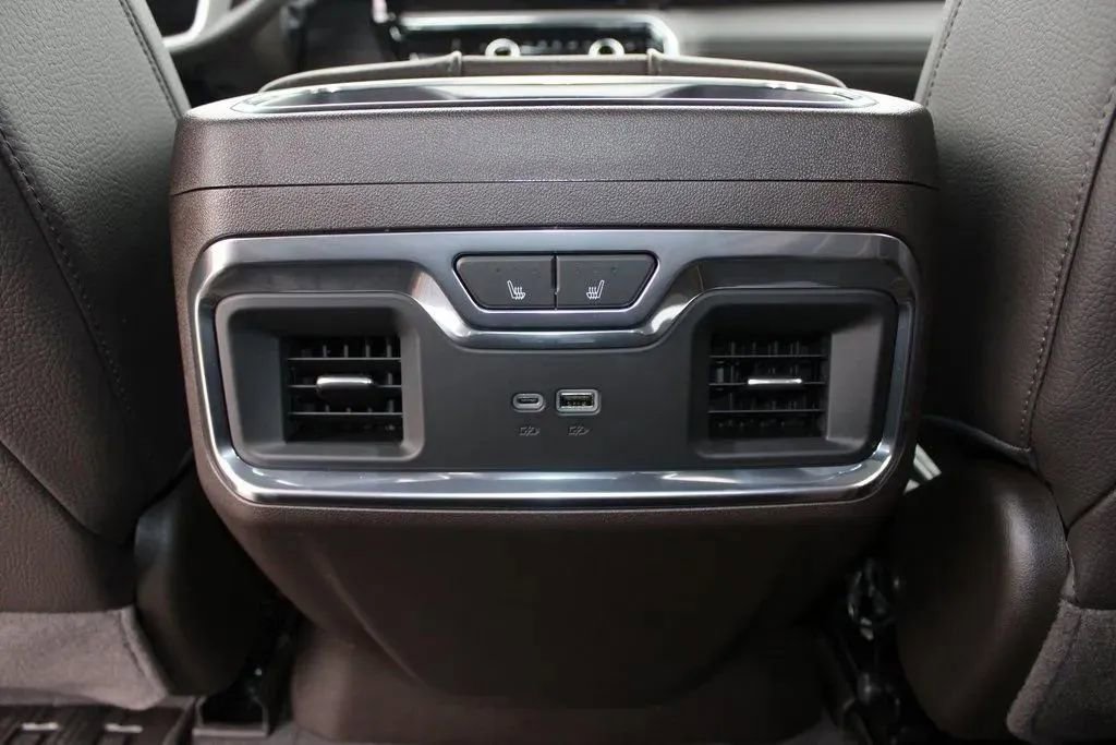 New 2026 GMC Sierra 3500 Denali image 32