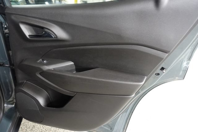 Used 2025 Chevrolet Trax LT FWD image 22