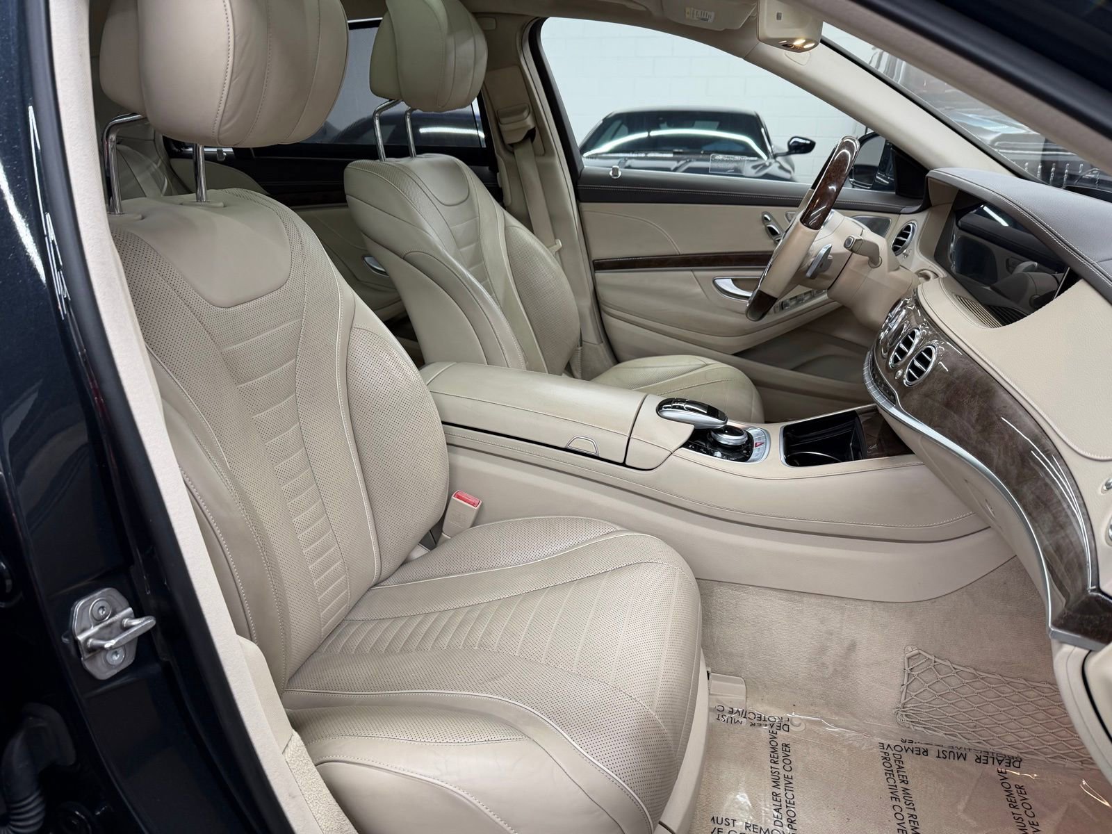 Used 2019 Mercedes-Benz S 560 Sedan image 24