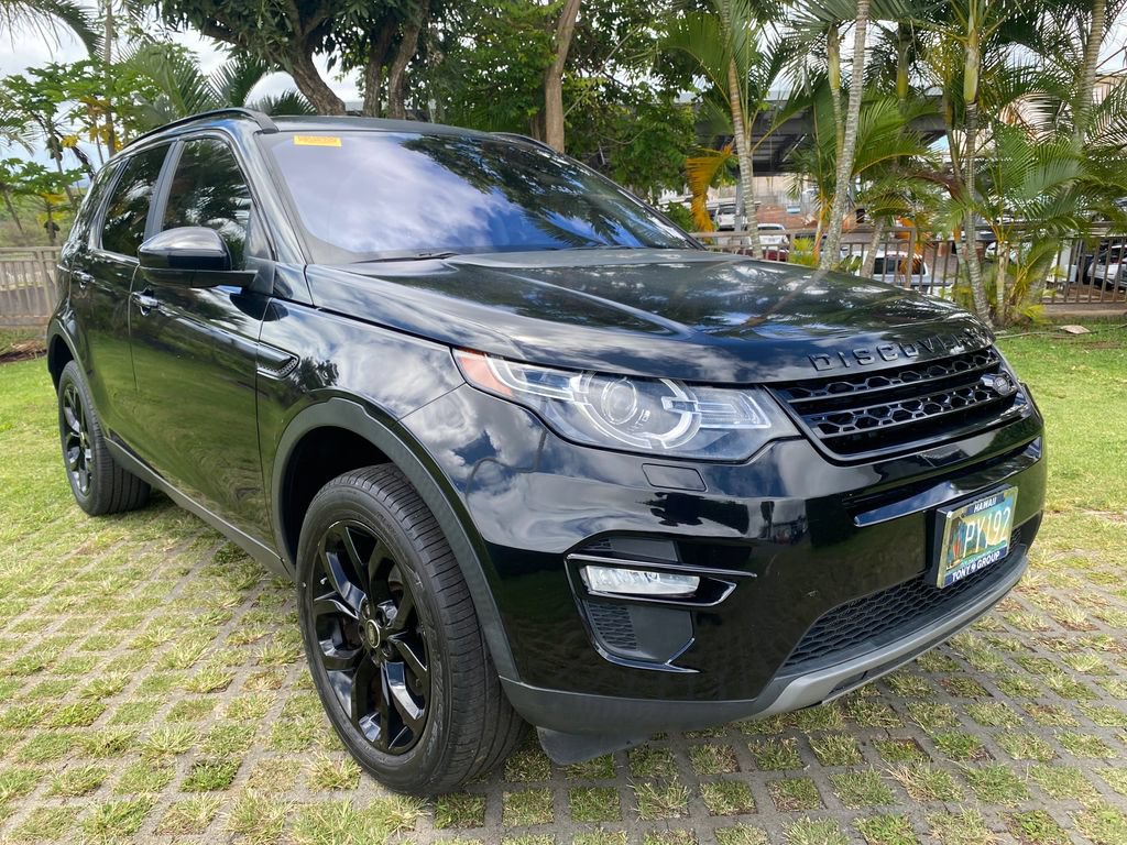 Used 2017 Land Rover Discovery Sport SE AWD/4WD image 1