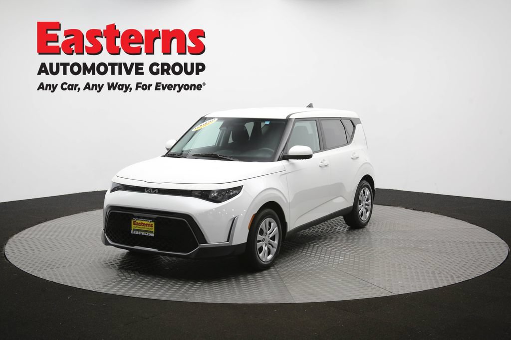 Used 2023 Kia Soul LX FWD image 53