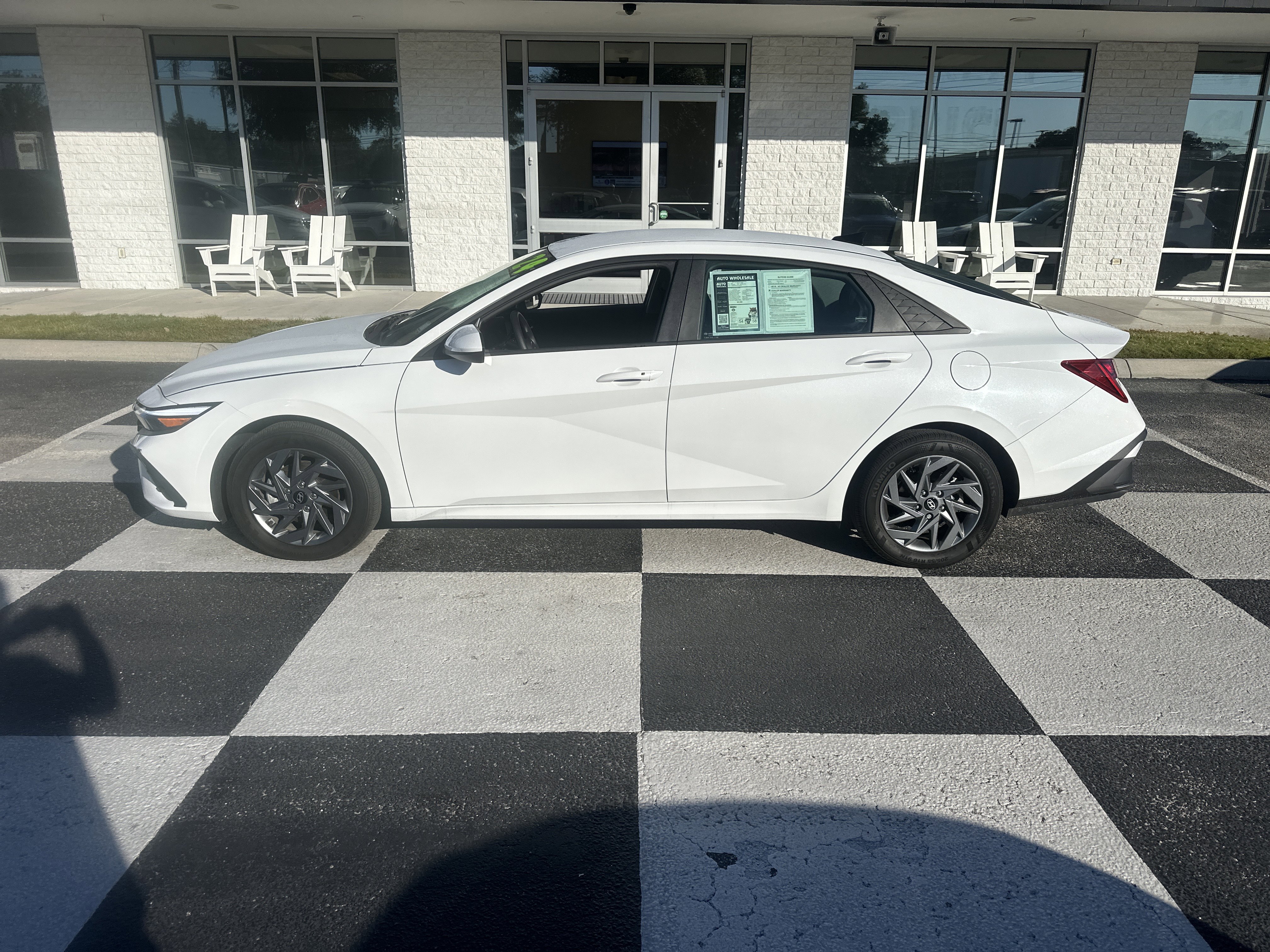 Used 2024 Hyundai Elantra Blue