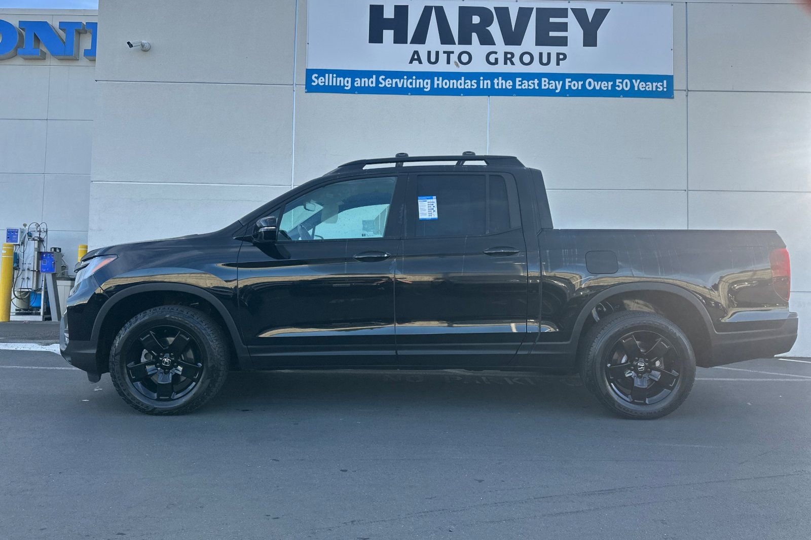 Used 2025 Honda Ridgeline Black Edition image 6