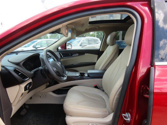 Used 2016 Lincoln MKX Reserve w/ Technology Package image 24