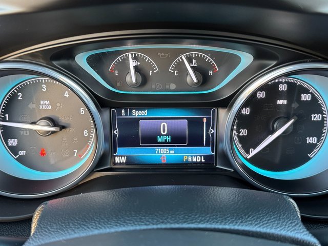 Used 2018 Buick Envision Essence image 25