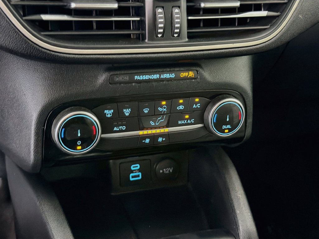 Used 2022 Ford Escape SE w/ Convenience Package FWD image 19