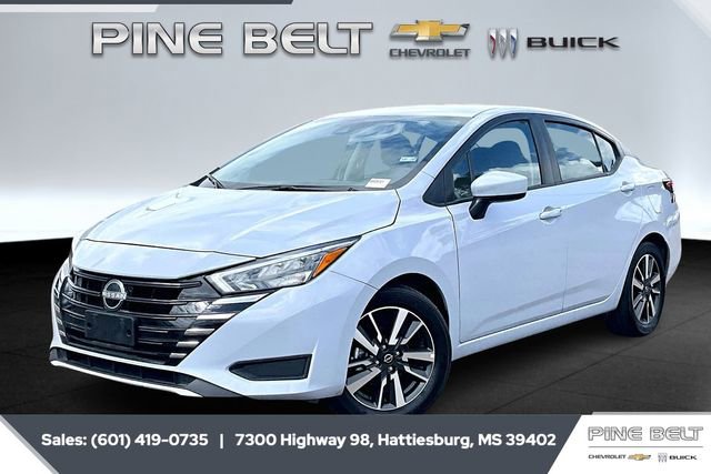 Used 2025 Nissan Versa SV image 10