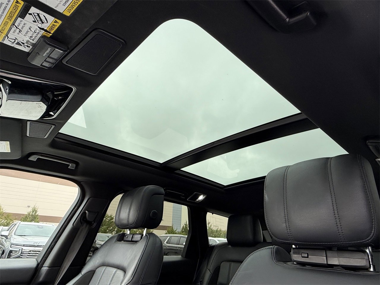 Used 2021 Land Rover Range Rover Sport HST image 23