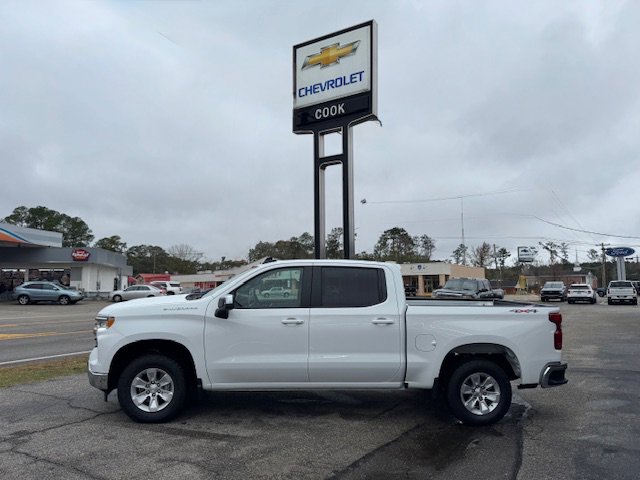 Used 2024 Chevrolet Silverado 1500 LT