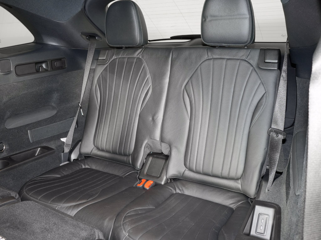 Certified 2023 Mercedes-Benz EQS 580 4MATIC SUV image 37