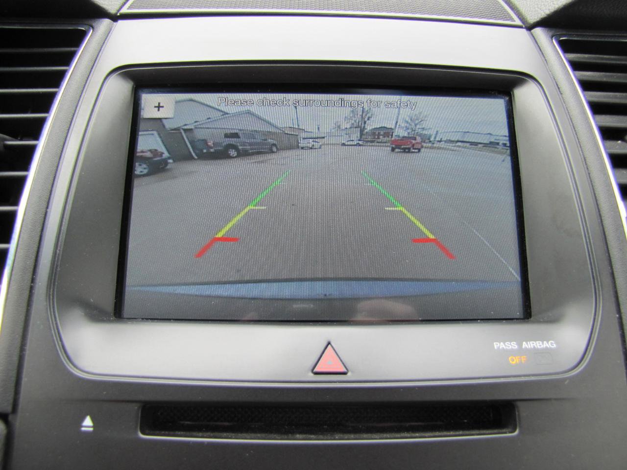 Used 2018 Ford Taurus SEL w/ Equipment Group 201A image 12