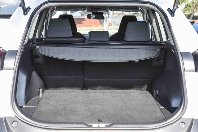 Used 2023 Toyota RAV4 XLE FWD image 25