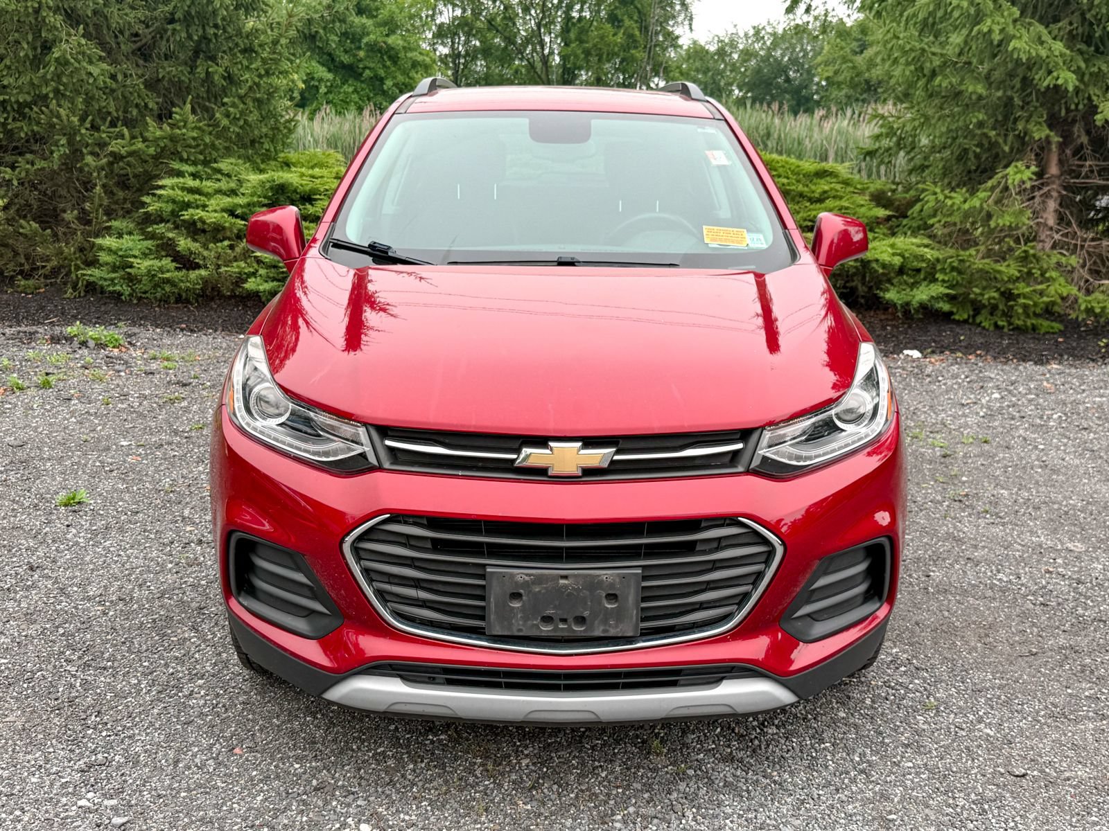 Used 2020 Chevrolet Trax LT w/ LT Convenience Package AWD/4WD image 2