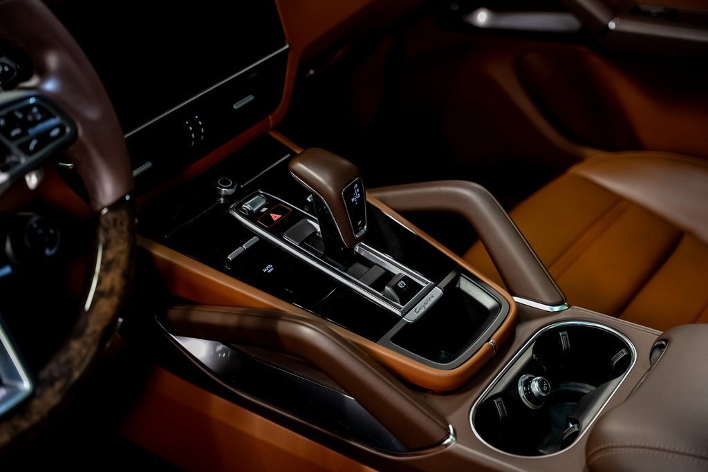 Used 2021 Porsche Cayenne Turbo image 57