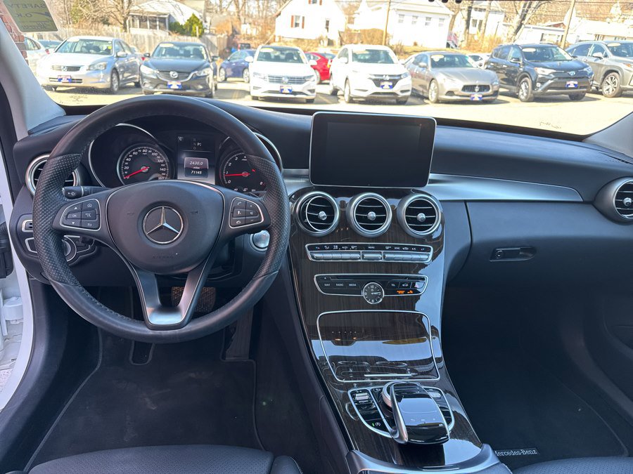 Used 2017 Mercedes-Benz C 300 4MATIC Sedan image 22