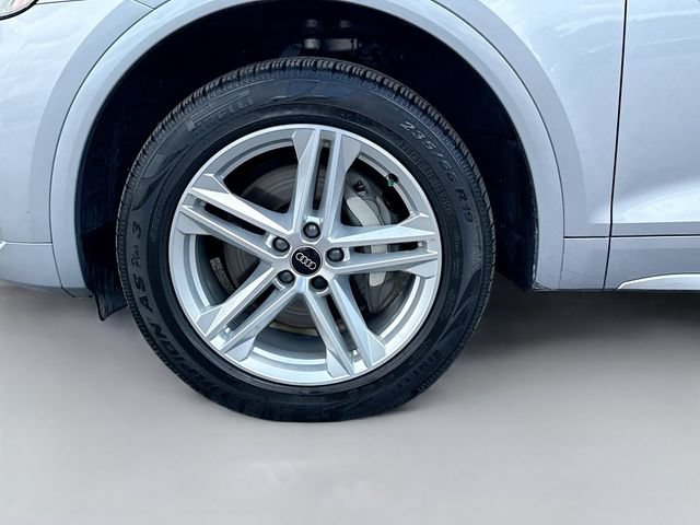 Used 2025 Audi Q5 e Premium AWD/4WD image 42