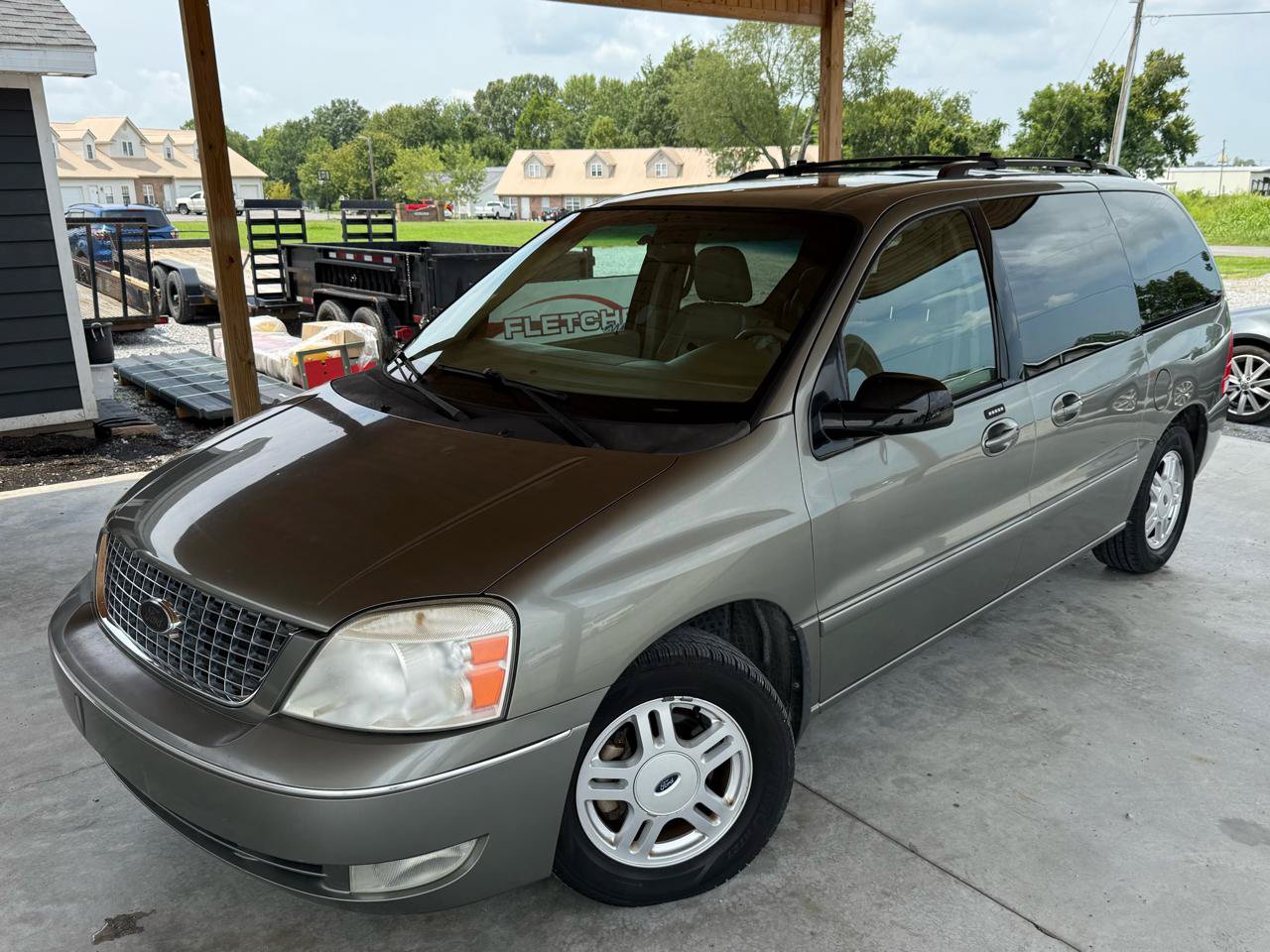 Used 2005 Ford Freestar SEL FWD image 5