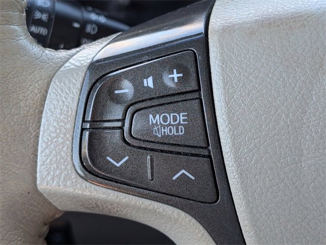 Used 2014 Toyota Sienna Limited image 25