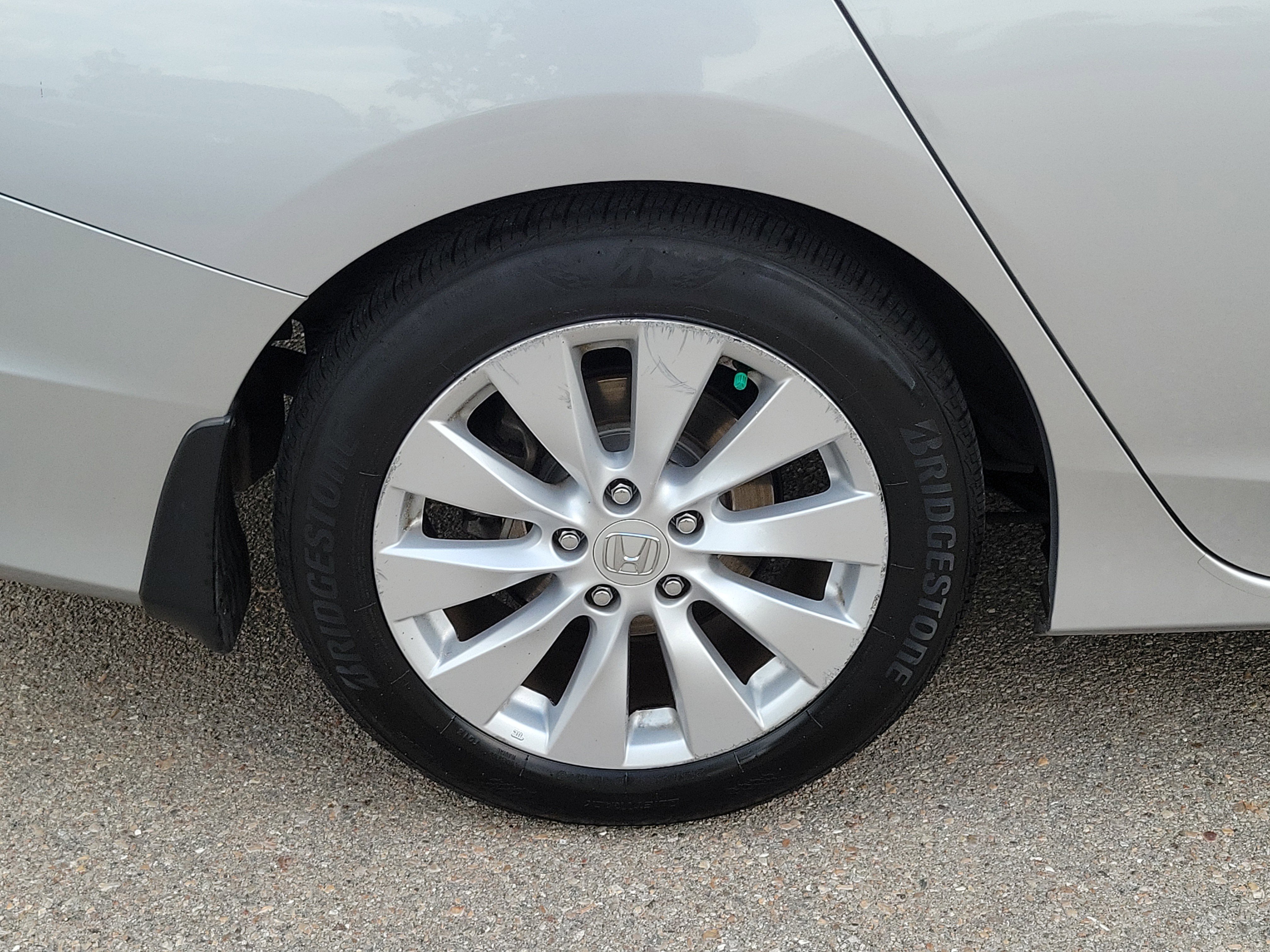 Used 2013 Honda Accord EX-L image 9