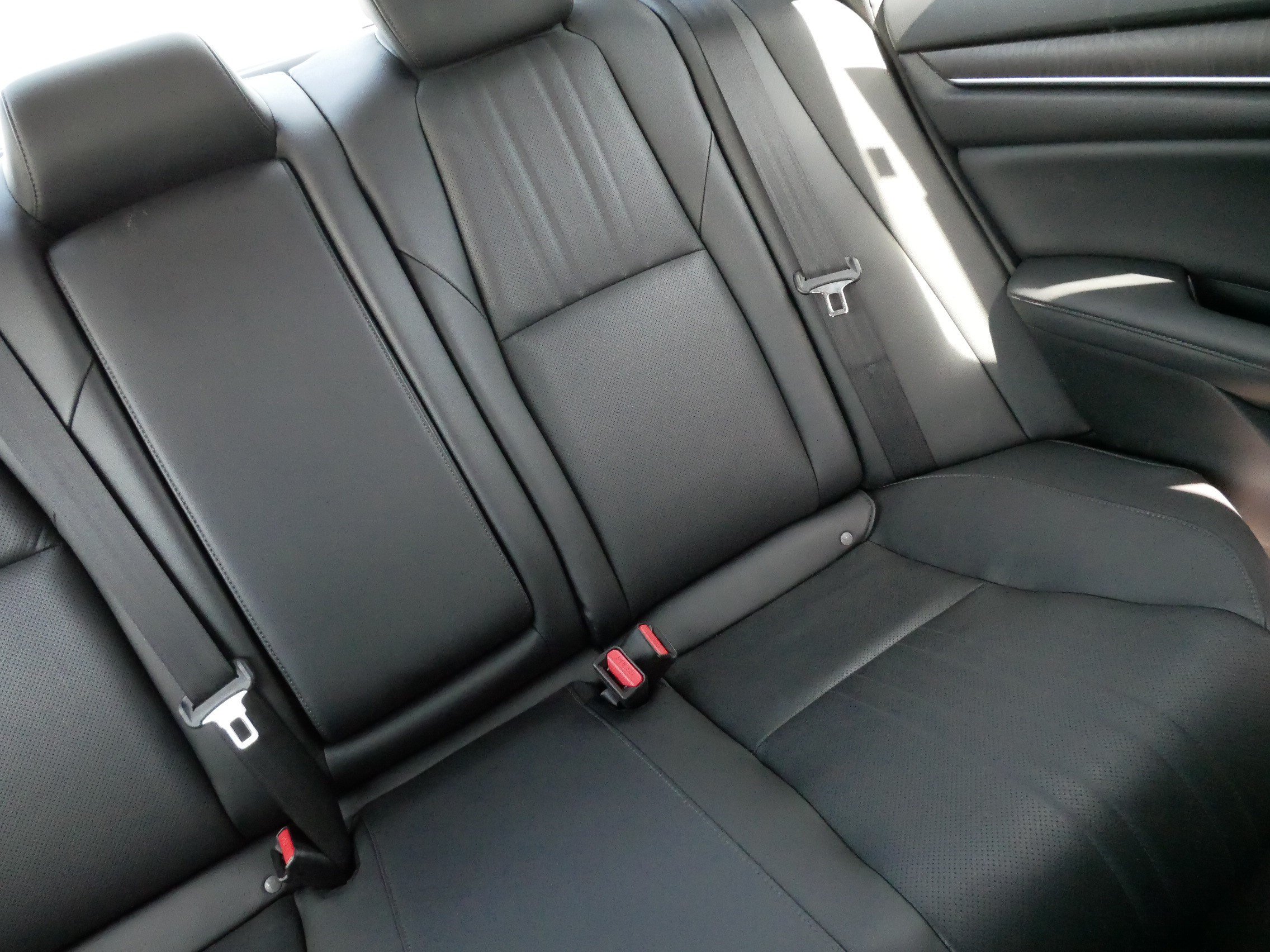 Used 2021 Honda Accord EX-L image 14