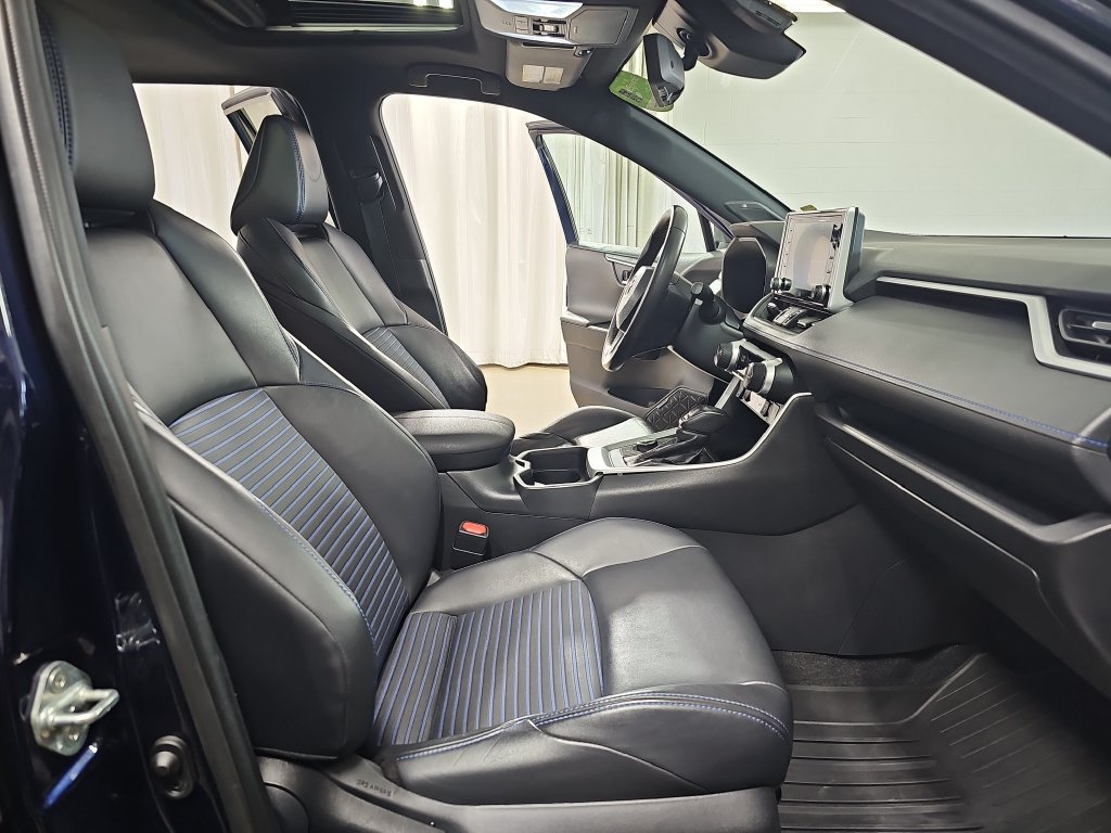 Used 2020 Toyota RAV4 XSE AWD/4WD image 13
