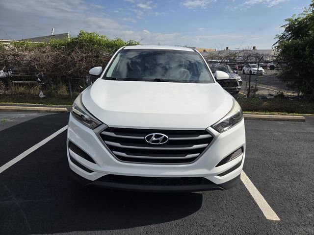 Used 2017 Hyundai Tucson SE FWD image 2