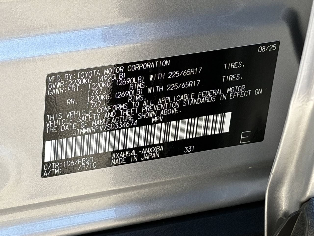Used 2025 Toyota RAV4 LE AWD/4WD image 34