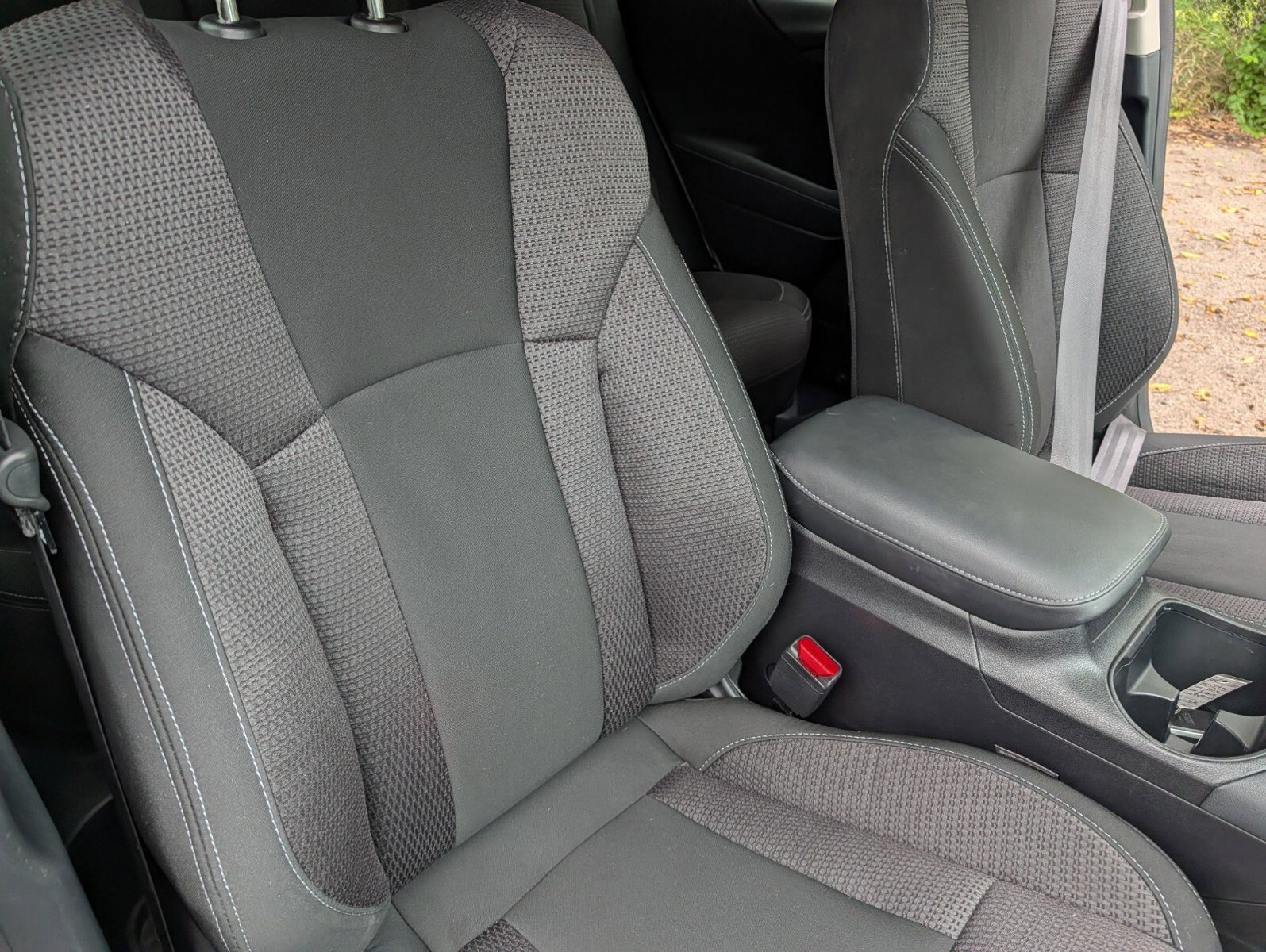 Used 2024 Subaru Outback Premium AWD/4WD image 21