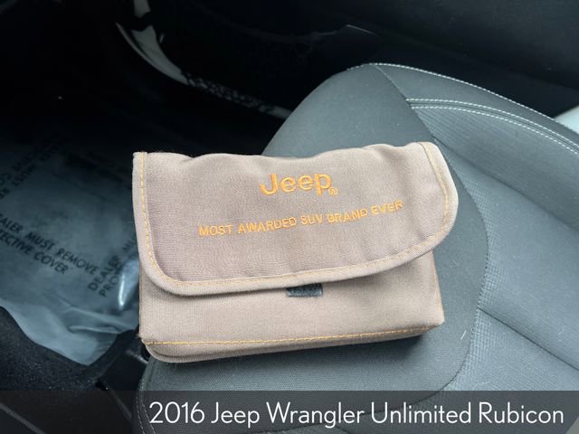 Used 2016 Jeep Wrangler Unlimited Rubicon w/ Connectivity Group image 32