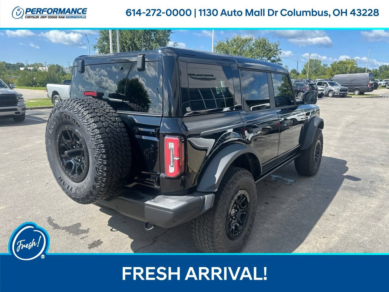 Used 2025 Ford Bronco Badlands AWD/4WD image 4
