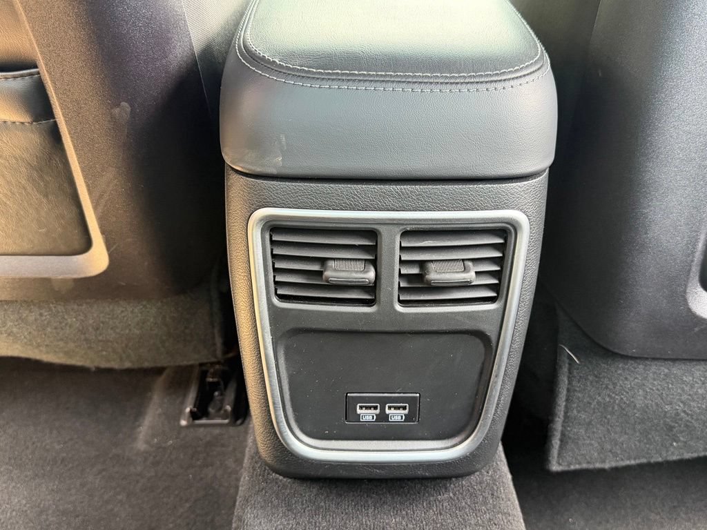 Used 2019 Dodge Charger SXT RWD image 47