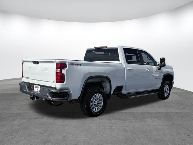 Used 2022 Chevrolet Silverado 2500 LT AWD/4WD image 4